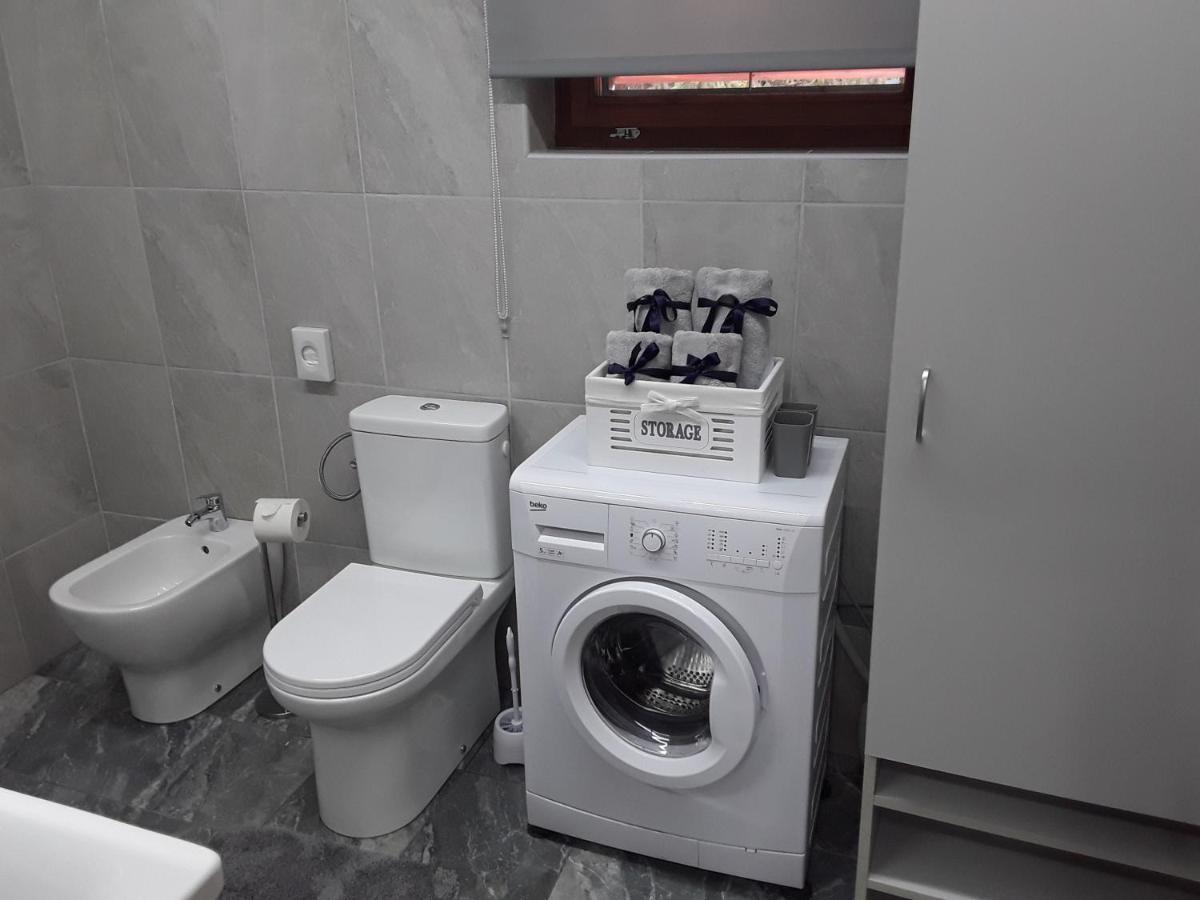 Apartman Studio Erin ロヴィニ エクステリア 写真